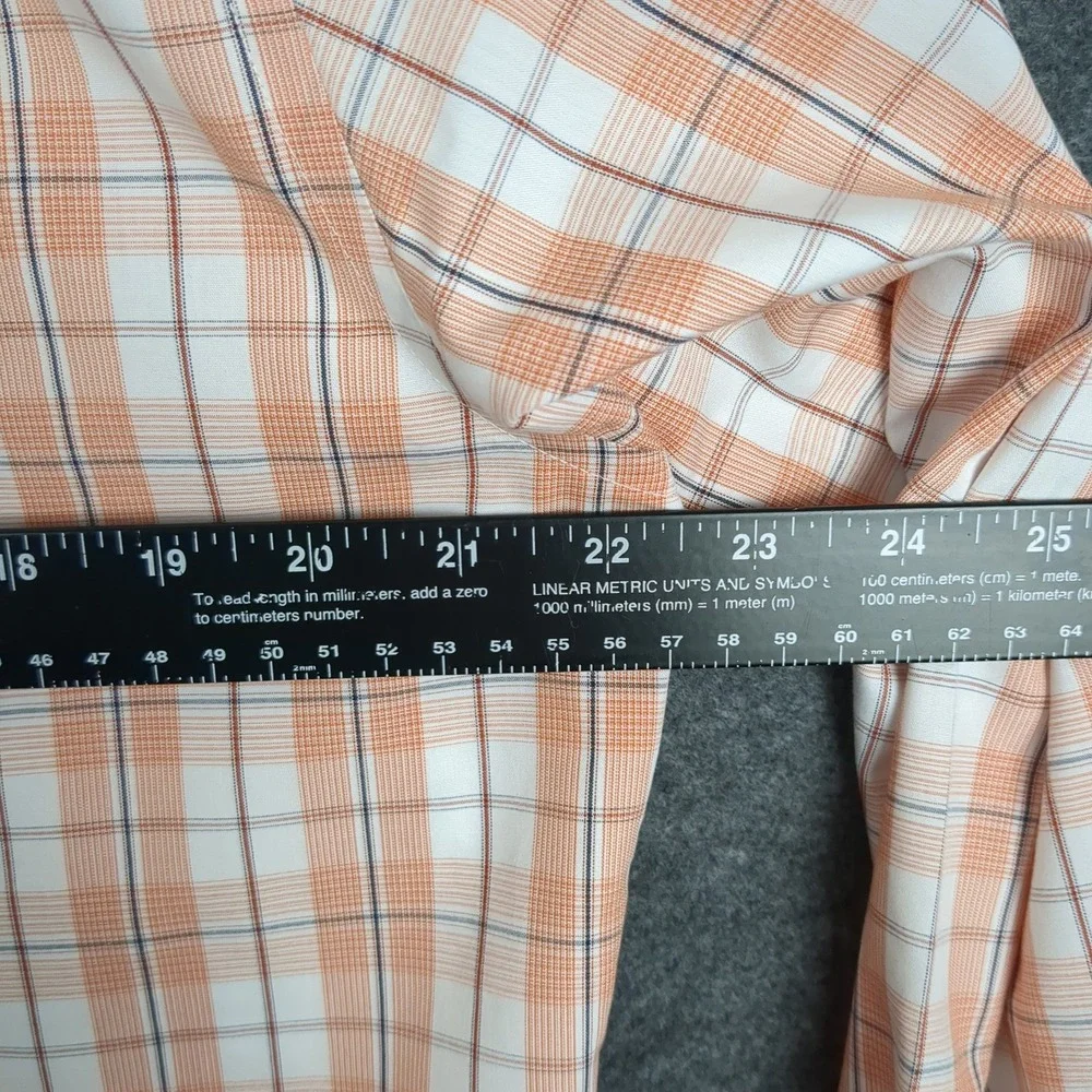 Banana Republic Mens‎ Size Mediu, Slim Fit Non-Iron Button Down Shirt